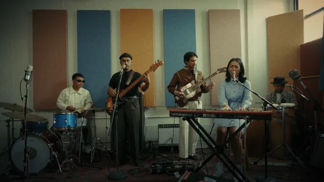 Thee Marloes - "Nona" Live at Diamond Mine