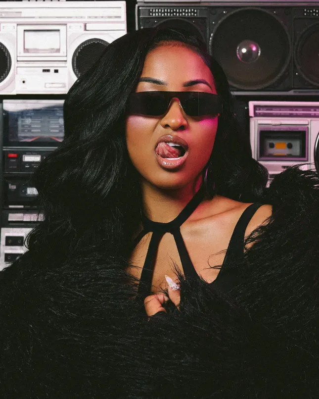 Press Shoot for Shenseea