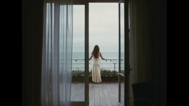 LE PARFUM - a short film by Carla Massie