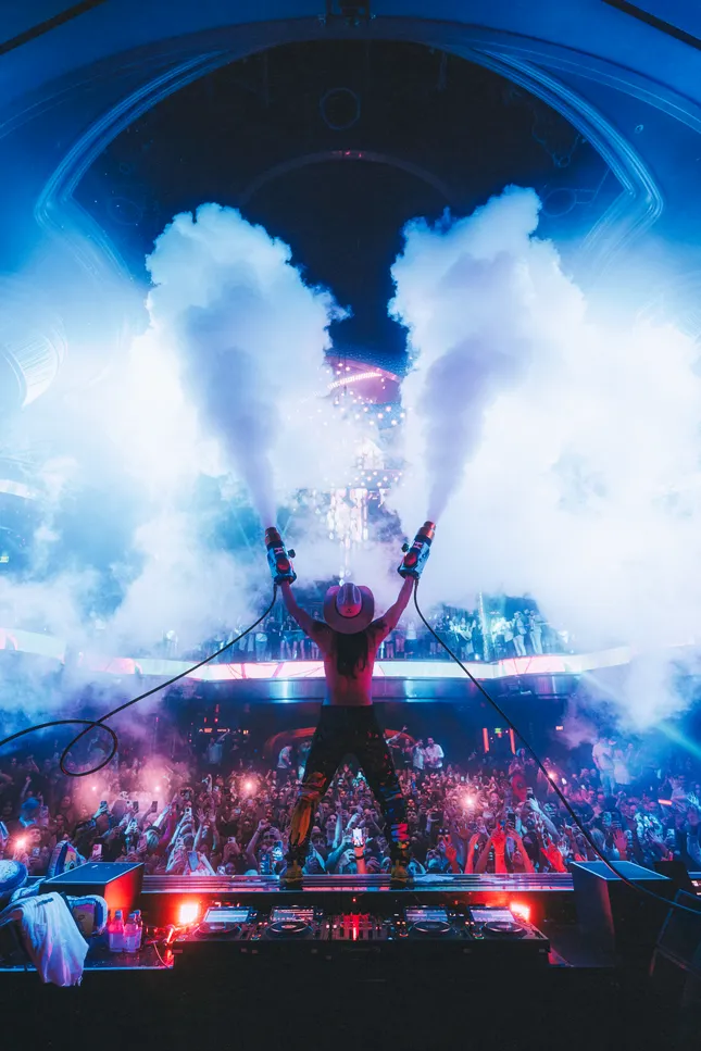 Steve Aoki - Weekend Runs, 2025