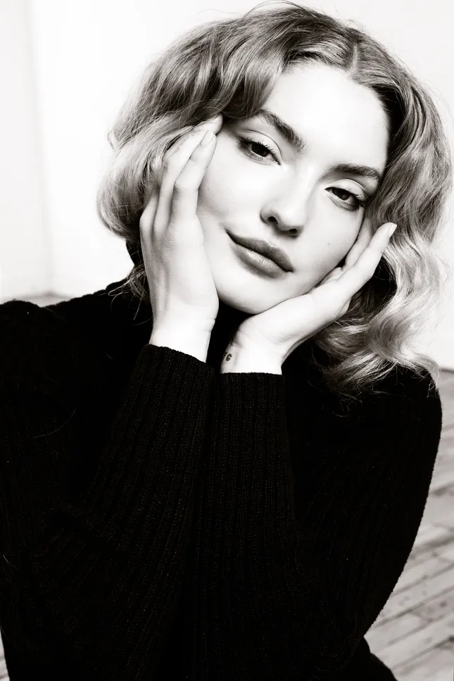 Martha in studio