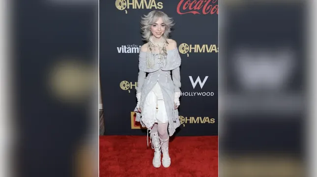 Sophie Powers - Hollywood Music Video Awards