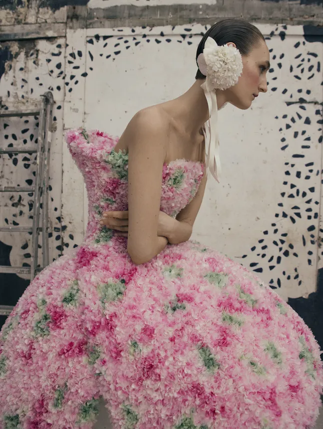 MOJEH Magazine - Haute Couture
