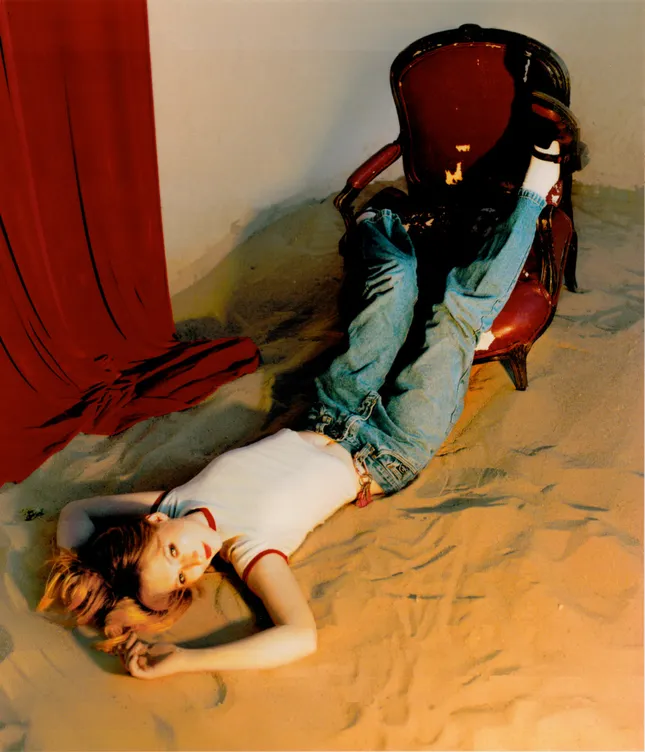Semi Hollow Feature for Token Magazine