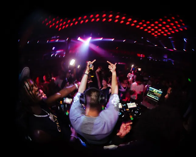 Dj Aladdin at District