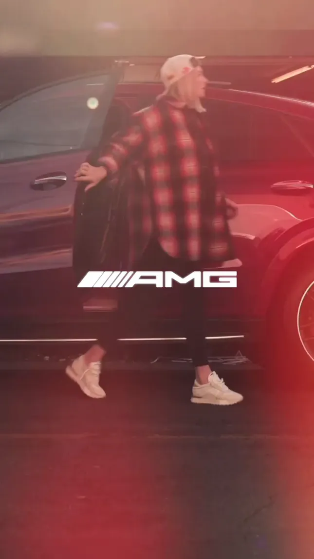 Jess Hart // AMG | RS