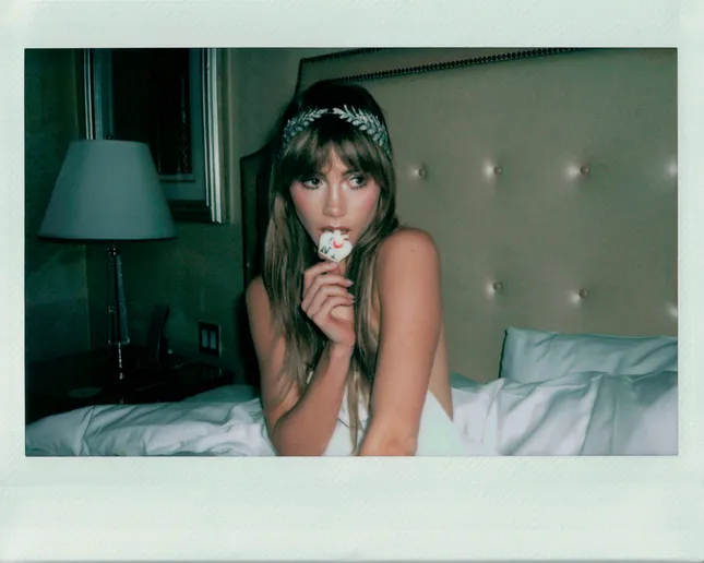 Met Gala - Suki Waterhouse
