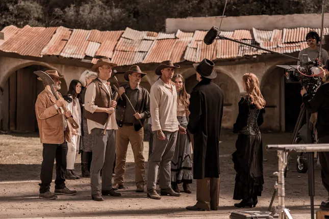 THE GOLD KING - PERIOD WESTERN - VERTICAL DRAMA SERIES