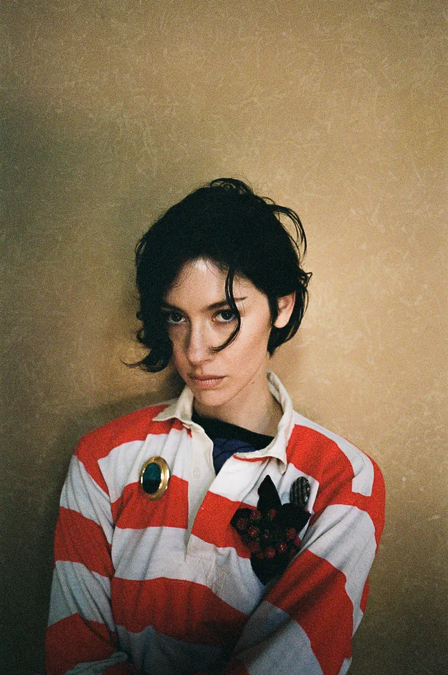 Gracie Abrams - Hit The Wall