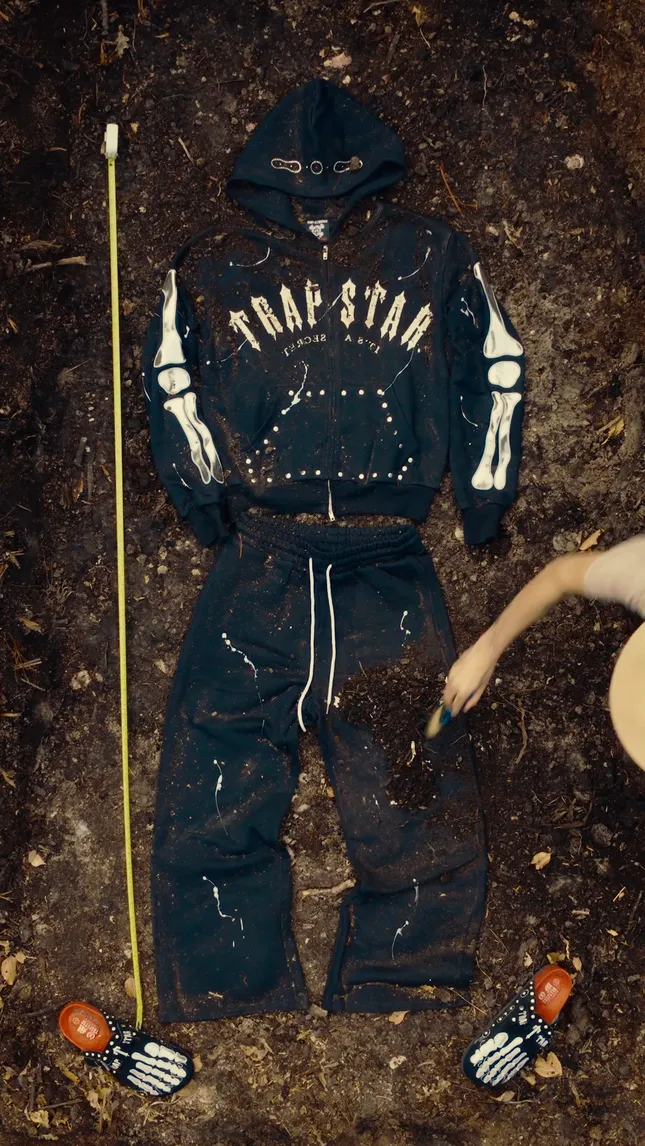 Trapstar “The Dig”