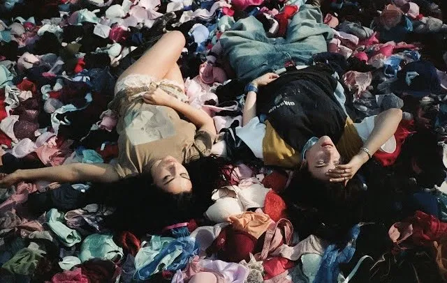 Guess - Charli xcx ft. Billie Eilish
