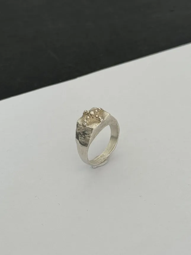 VERA KAMEA jewellery