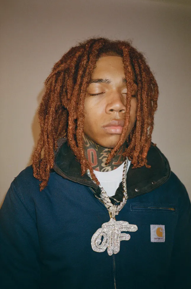 Chuckyy Album Photographs and Press Work