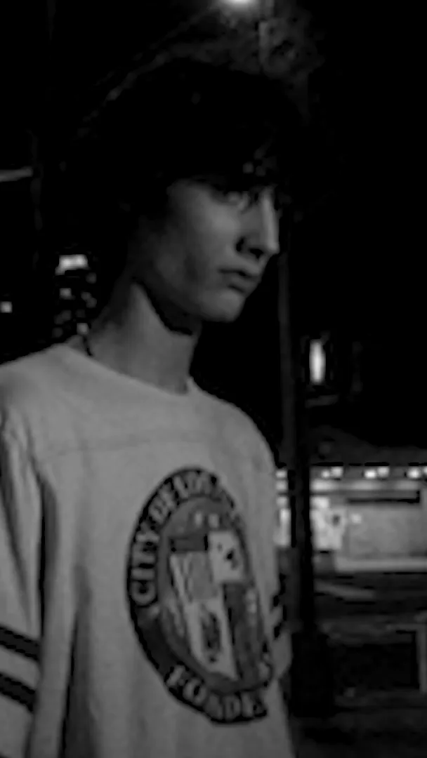 Sombr - Social Cut