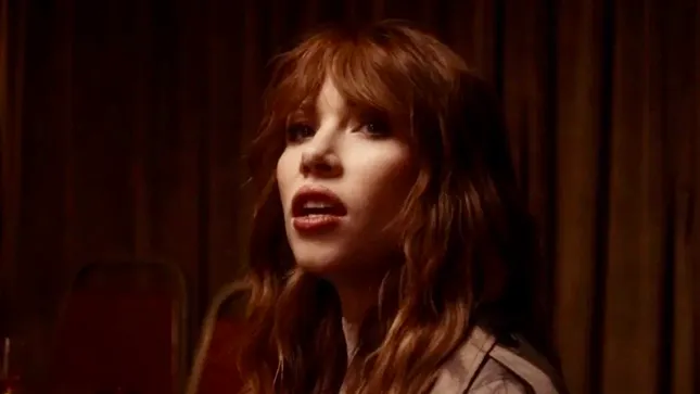 On Wires / Carly Rae Jepsen