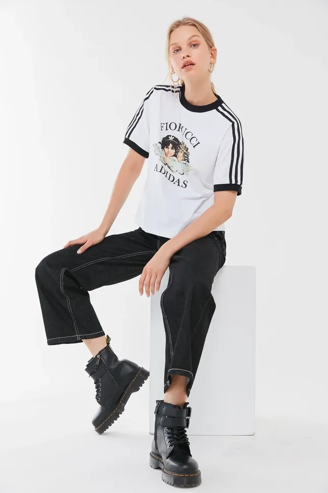 Urban Outfitters Ecomm Photos