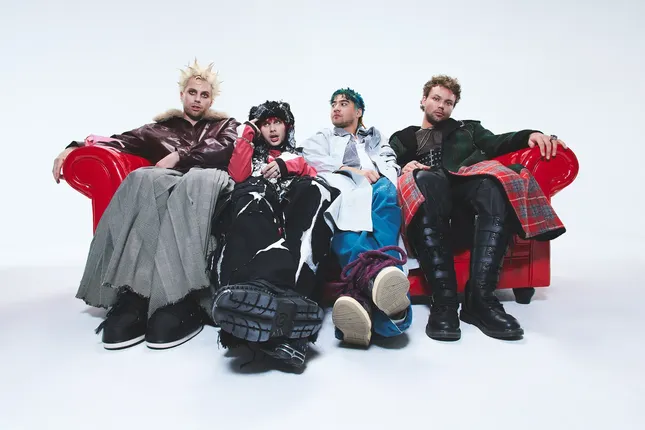 5SOS Album Photoshoot Assisting Production Design