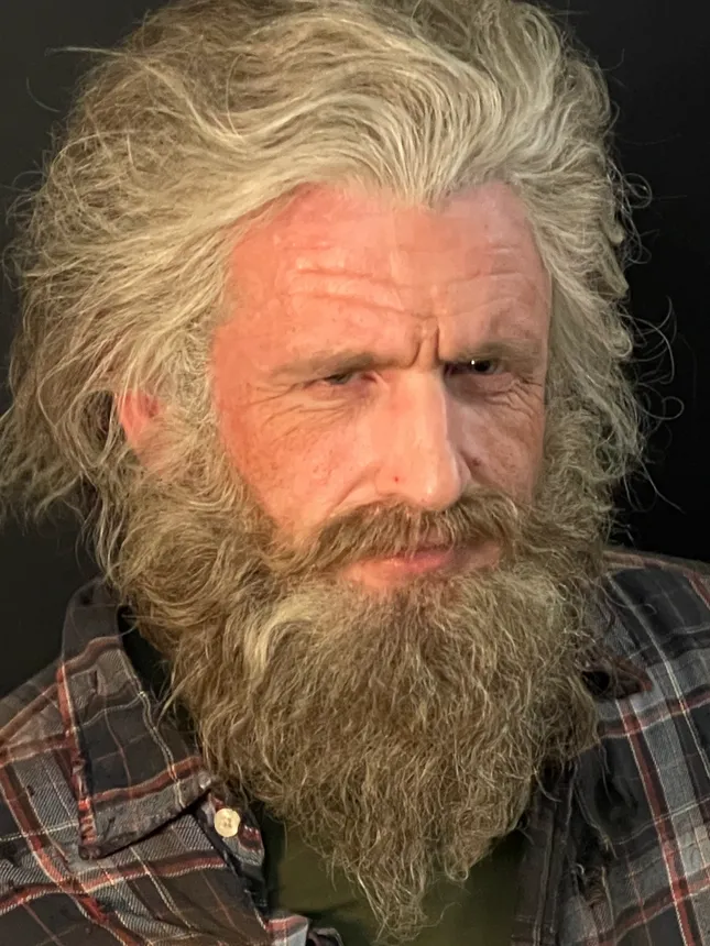 Aging makeup