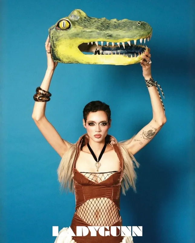 Ladygunn Magazine Editorial Feature Photos
