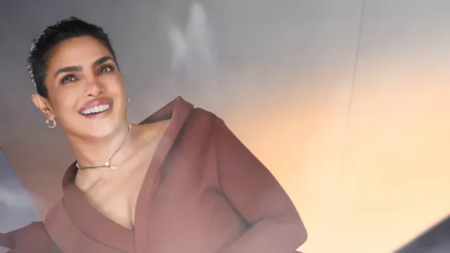Priyanka Chopra Jonas & Anne Hathaway for Bulgari