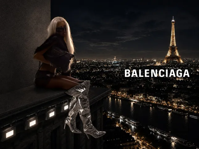 BALENCIAGA AFTER DARK