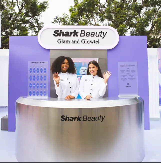 Shark Beauty Glam & Glowtel