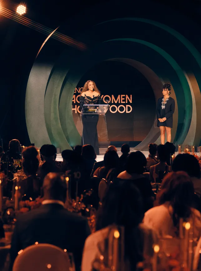 ESSENCE - BLACK WOMEN OF HOLLYWOOD