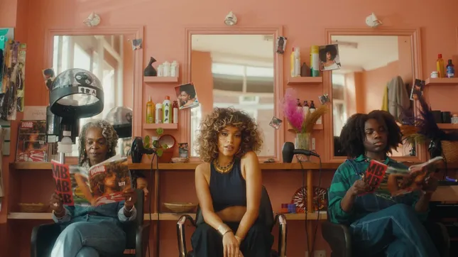 Izzy Bizu - Dumb