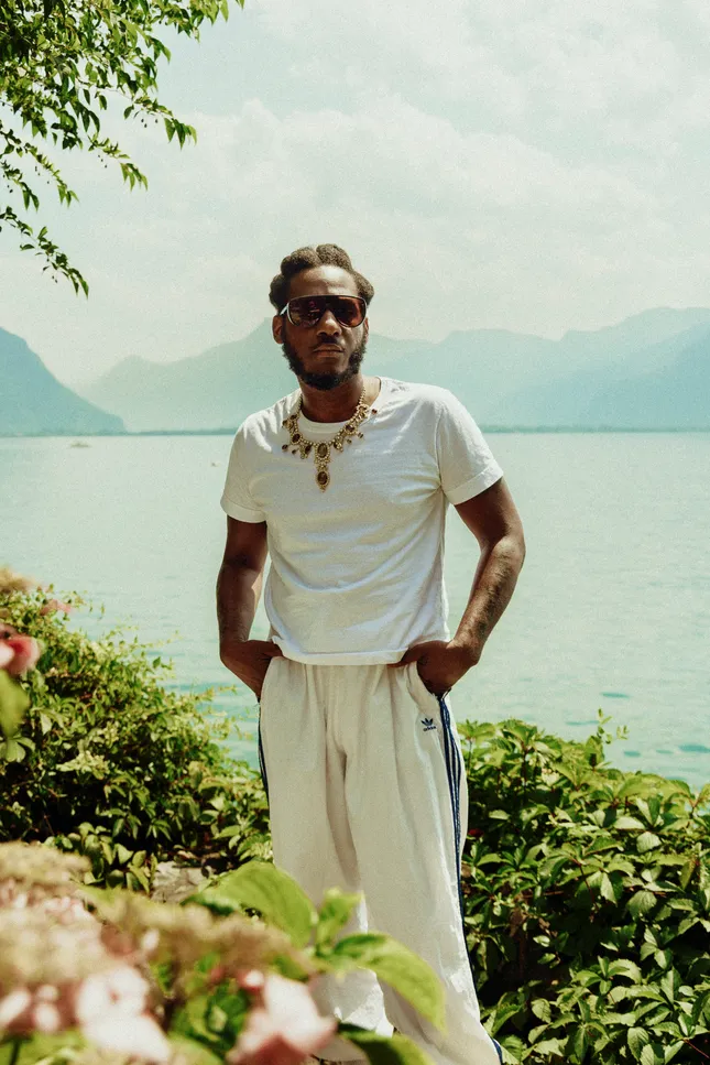 Euro Summer with Leon Bridges (Photo)