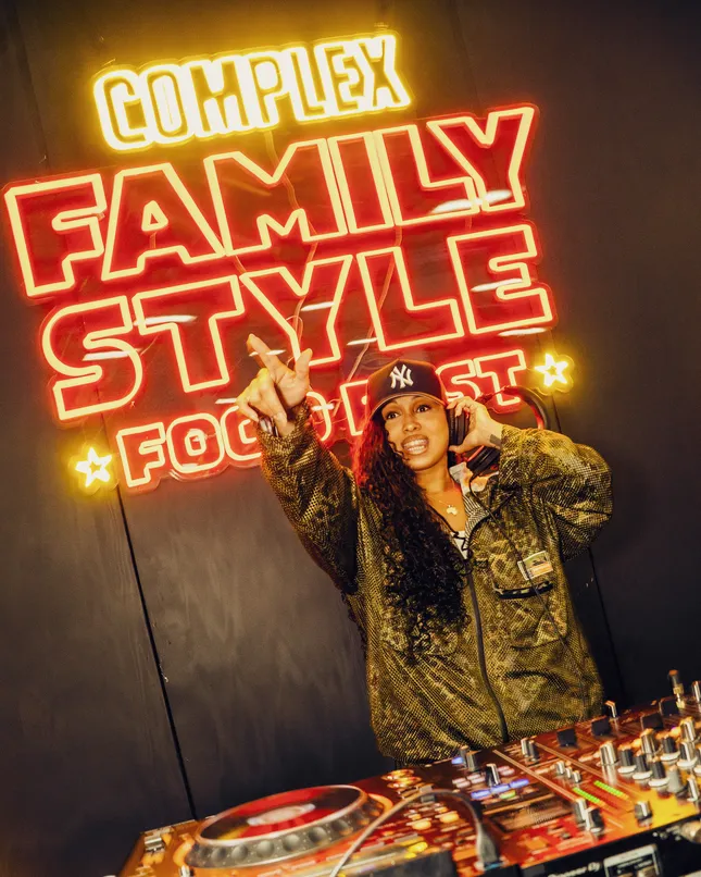 Complex Family Style