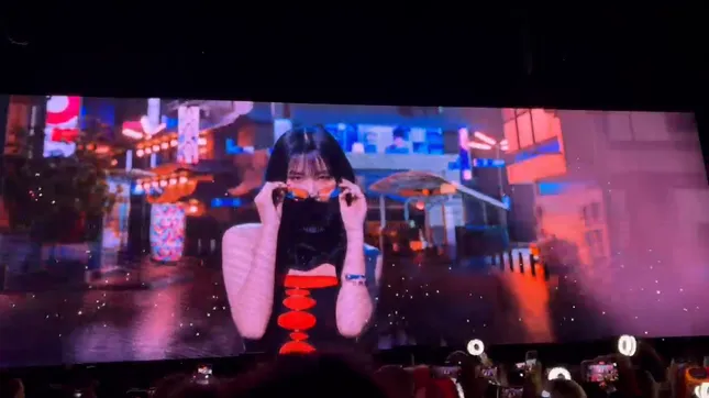 TWICE K-POP Band Tour Visuals