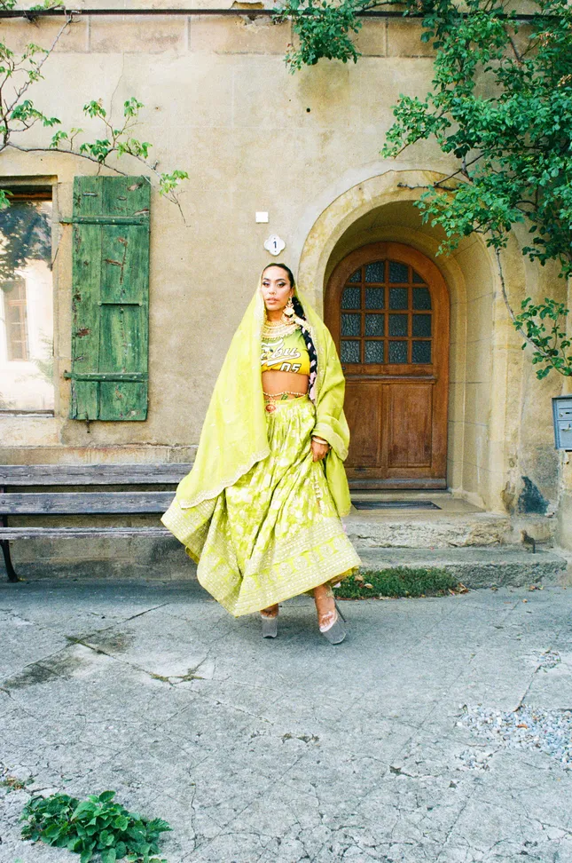 Editorial Noctis Magazine - BombayMami