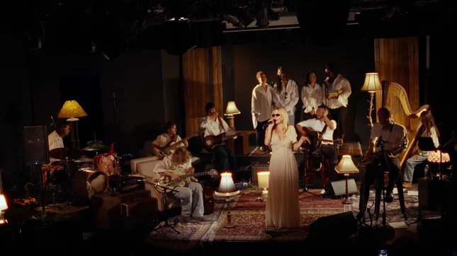 “Oh, lover” live - Blue
