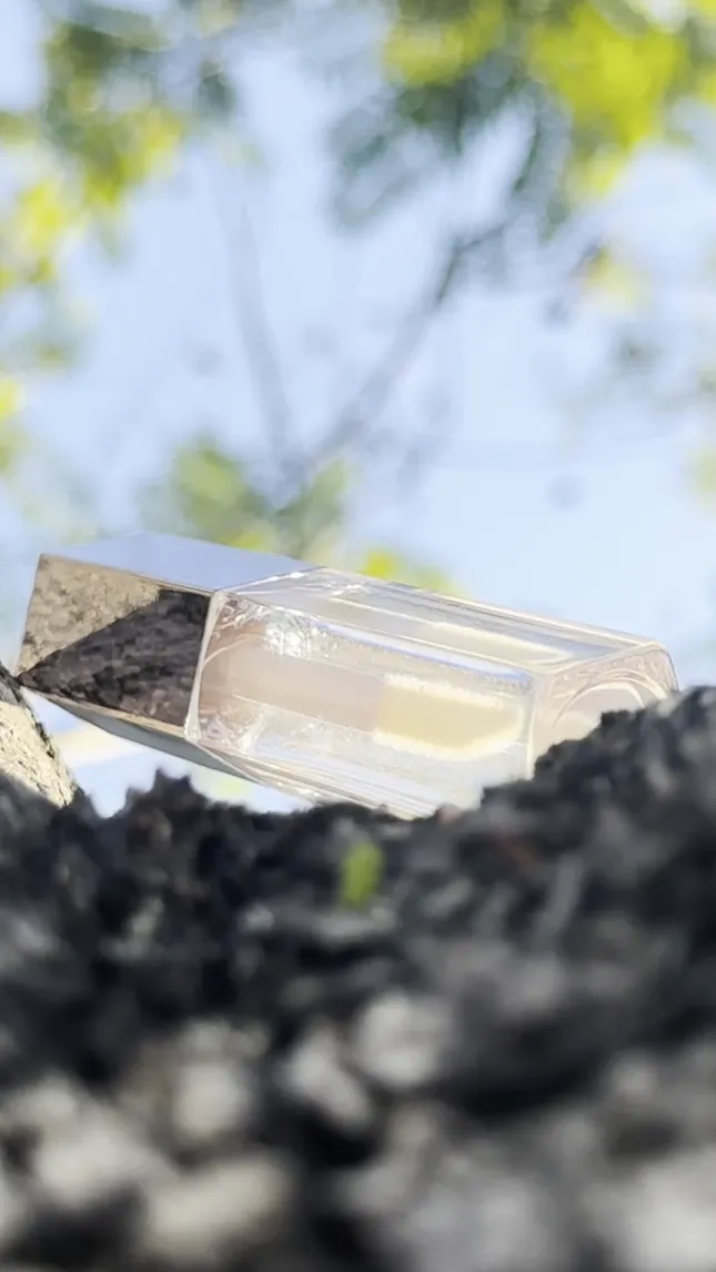 Fenty Lip Gloss Short-Form