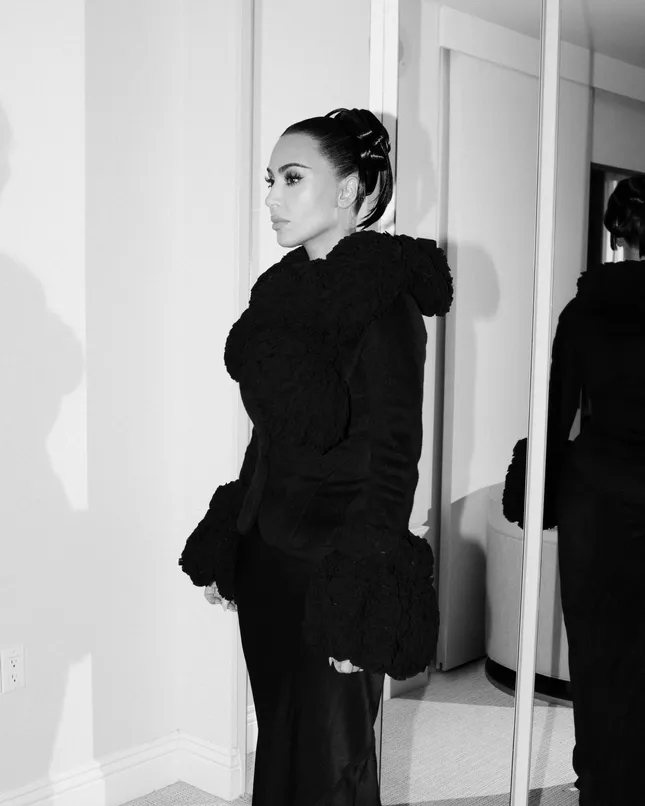 Kim Kardashian - All’s Fair Press