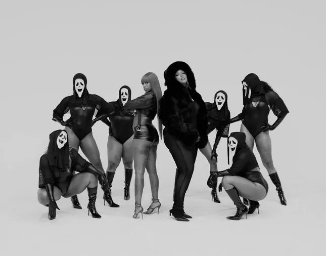 Lizzo & Sexxy Red - Hoes