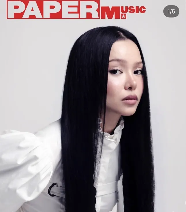 PAPER MAG X BELLA POARCH