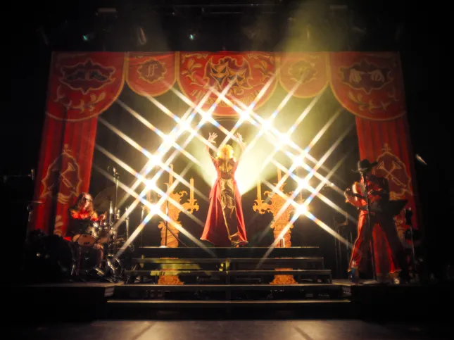 Dorian Electra "Fanfare" World Tour
