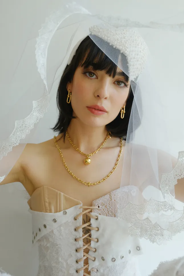 Hola Magazine Novias Cover Story