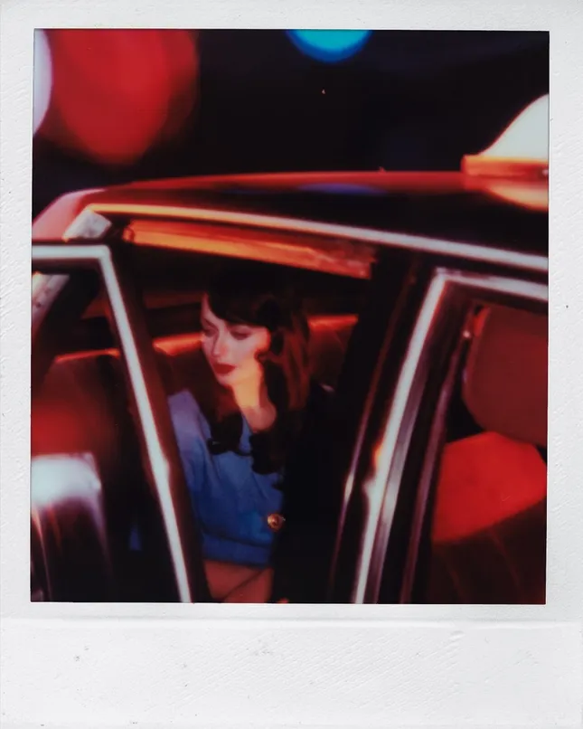 Violet Grohl - 595 BTS