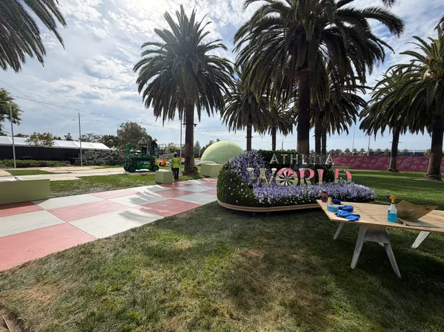 Daisy Chains Festival - Athleta