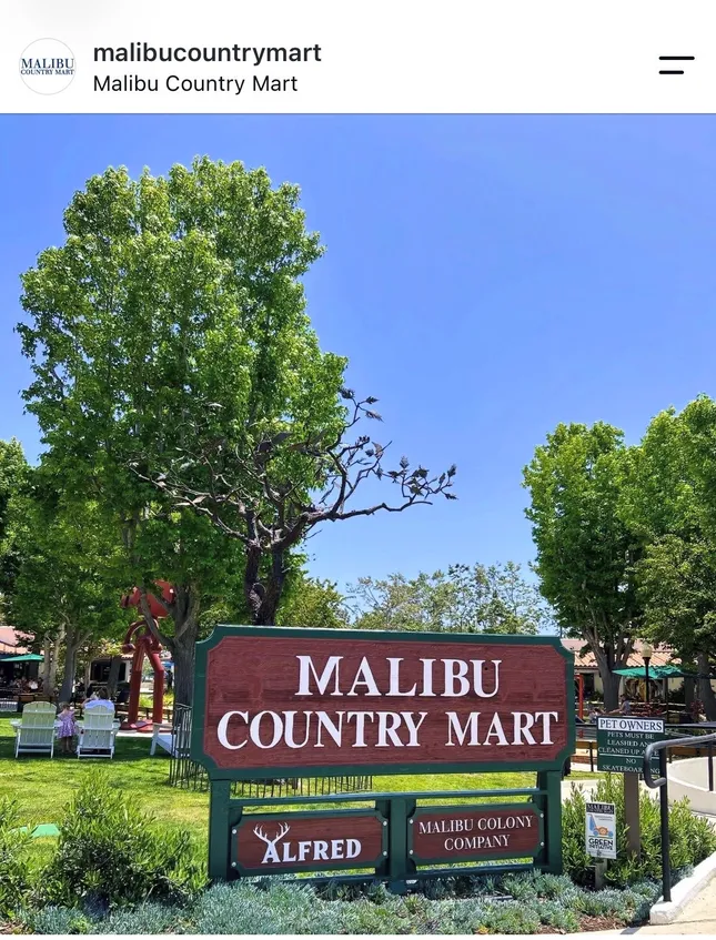 Malibu Country Mart Holiday Special