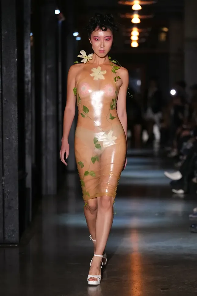 NYFW 2027