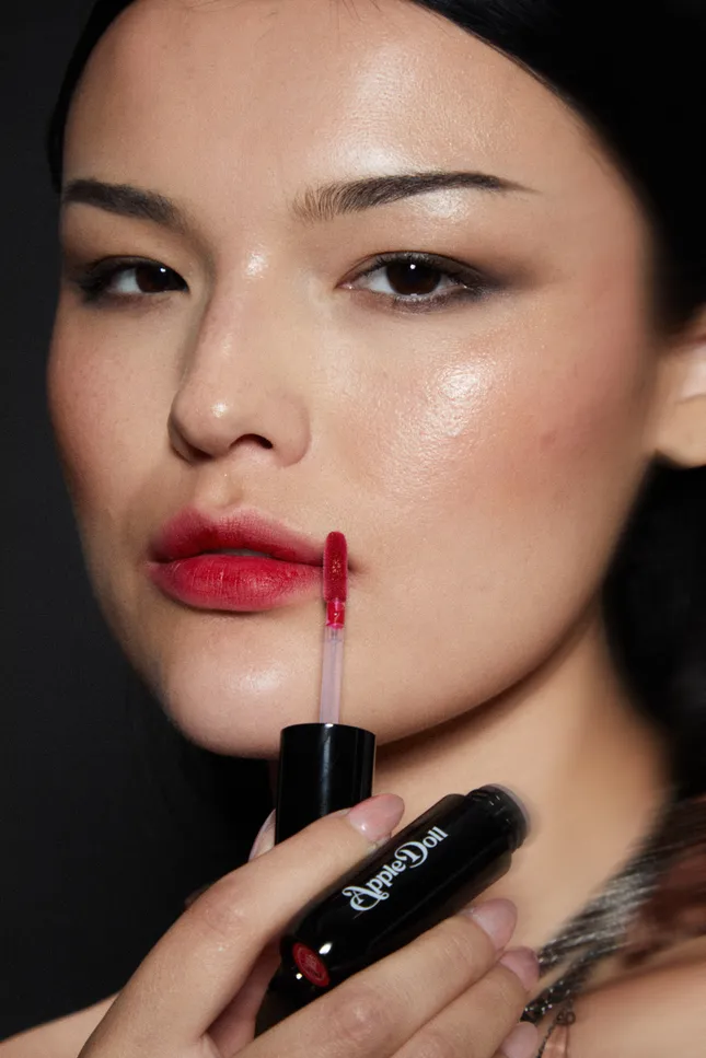 AppleDoll Lovers Lip Blur Campaign