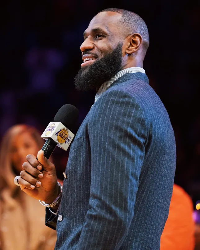 LBJ Scoring Record Ceremony