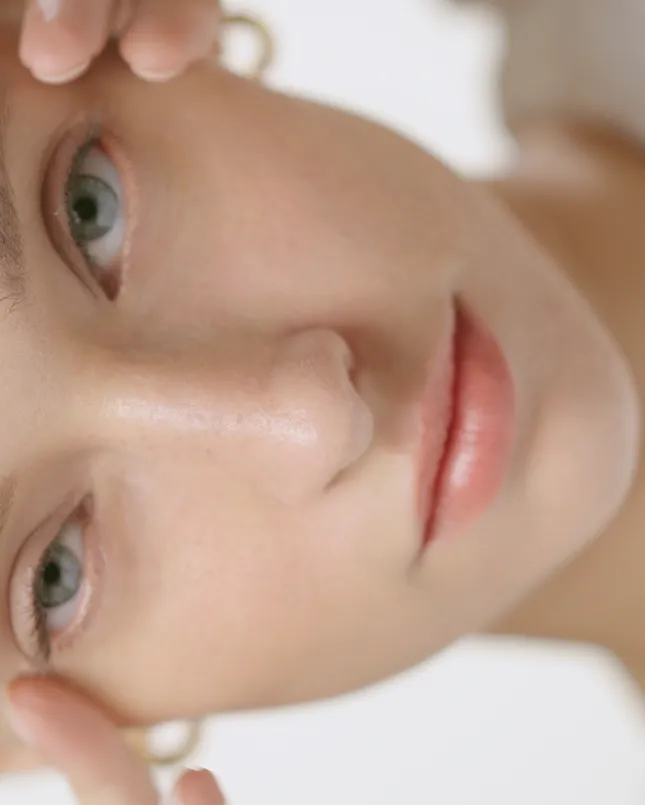 Laura Mercier: Secret Brightening Powder