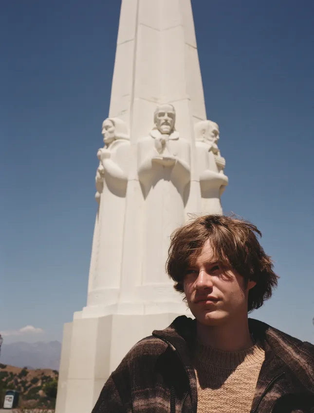 Hero Magazine, Issue36, Truman Sinclair