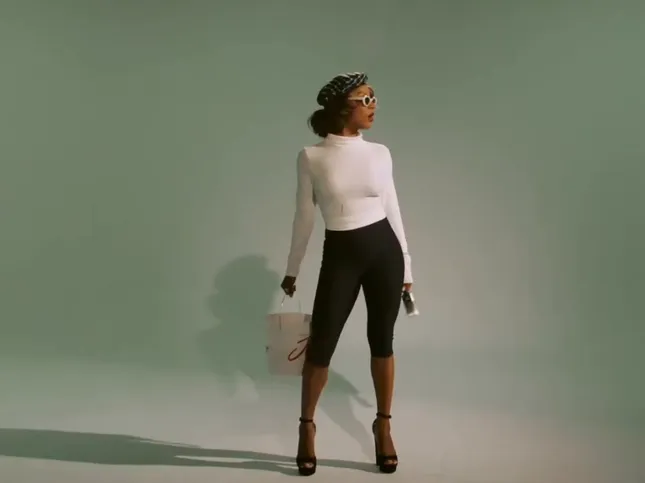 ‘juicy’ for victoria monet.