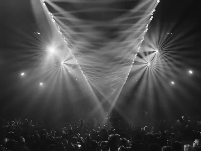 Kevin de Vries b2b Chris Avantgarde - Radius Afters