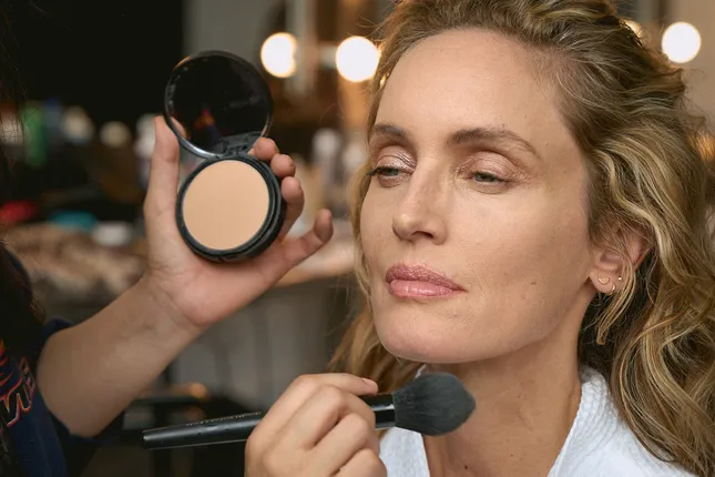 bareMinerals 1H25 BTS